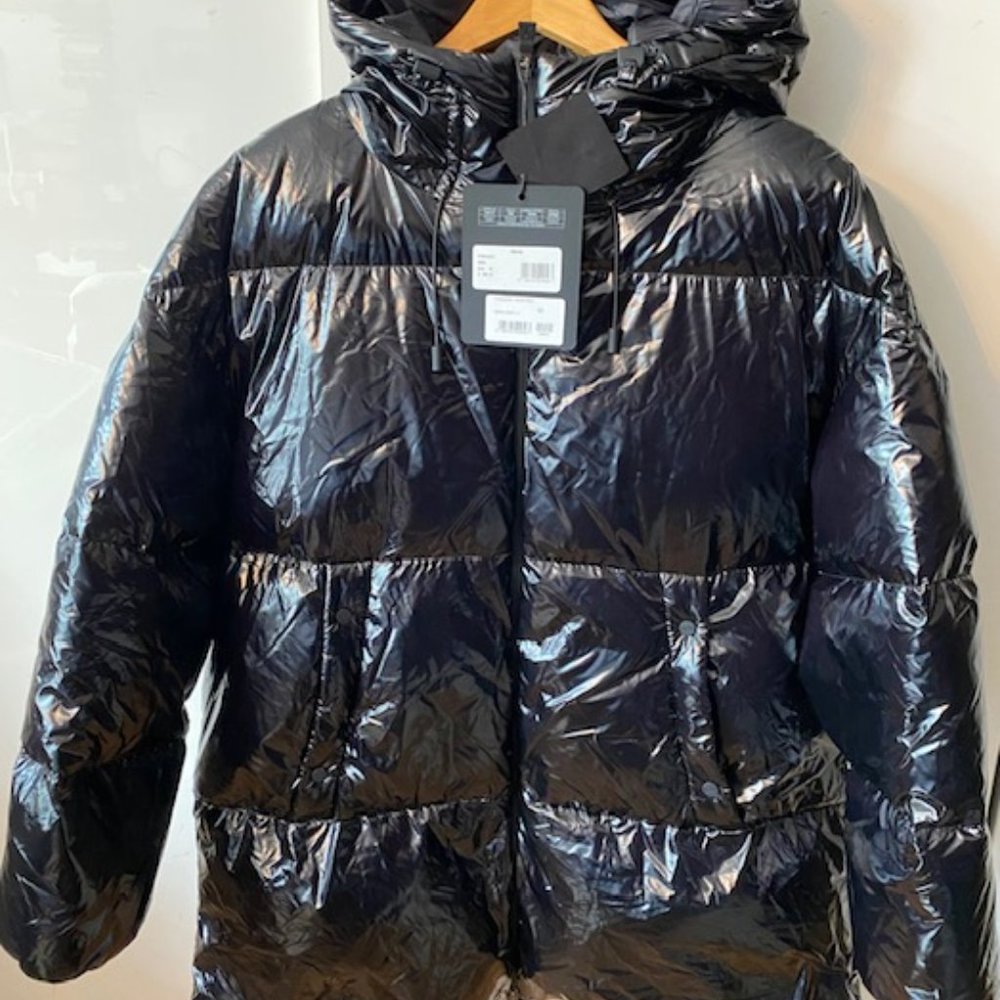 Herno Laminar Mid Length Glossy Hooded DownPuffer Jacket Sz/42 Black tied on